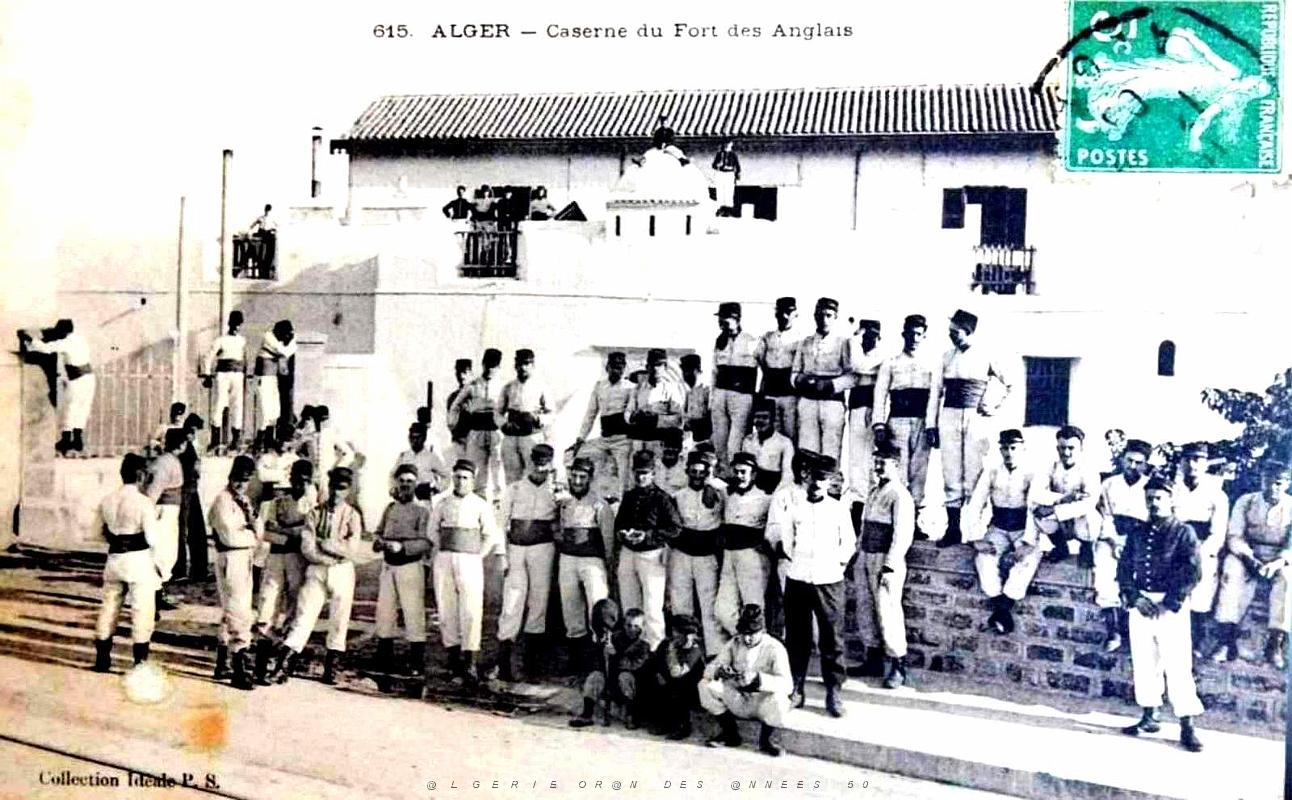 Alger - Caserne du Fort des Anglais - 1908.jpg